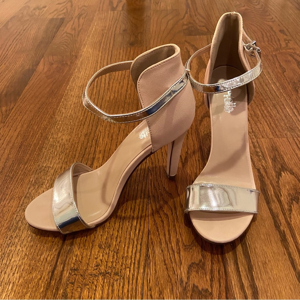 Silver and Nude Open-toe Heel with Strap - Size 8